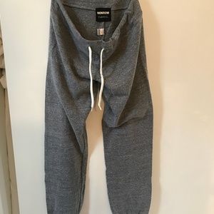 Monrow Classic. SWEATS - XS